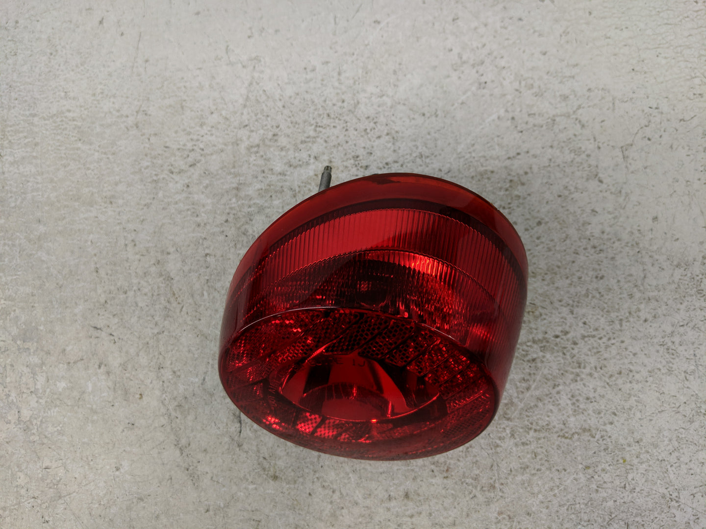 2005-2010 Chevrolet Cobalt Tail Light Assembly Passenger Right OEM P/N:16532532 Fits Fits 2005 2006 2007 2008 2009 2010 OEM 