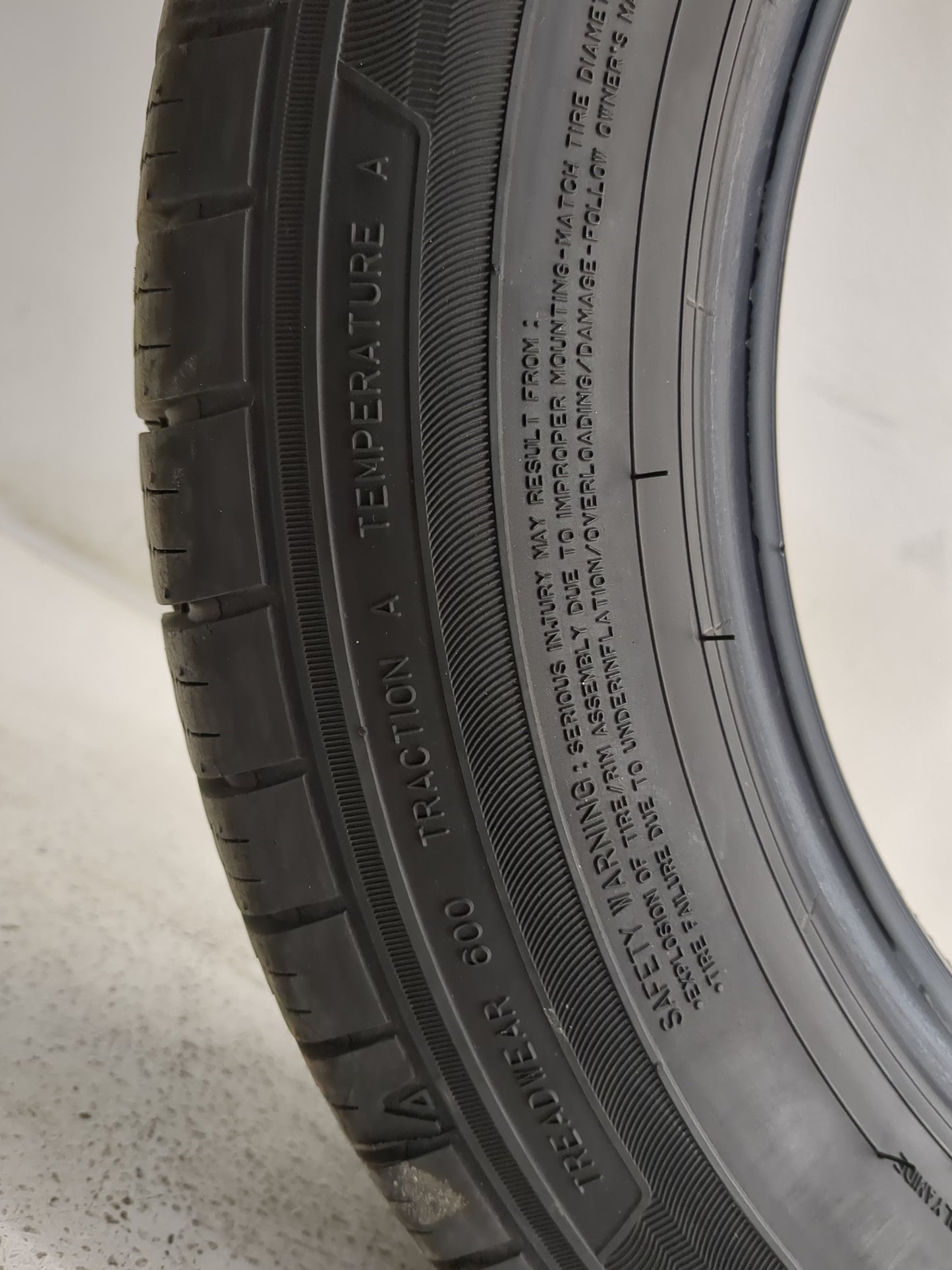 Used Tire 195/60R15 FALKEN PRO G5 A/S 88H - Tread Depth 11.5/32 - Oemusedautoparts1.com