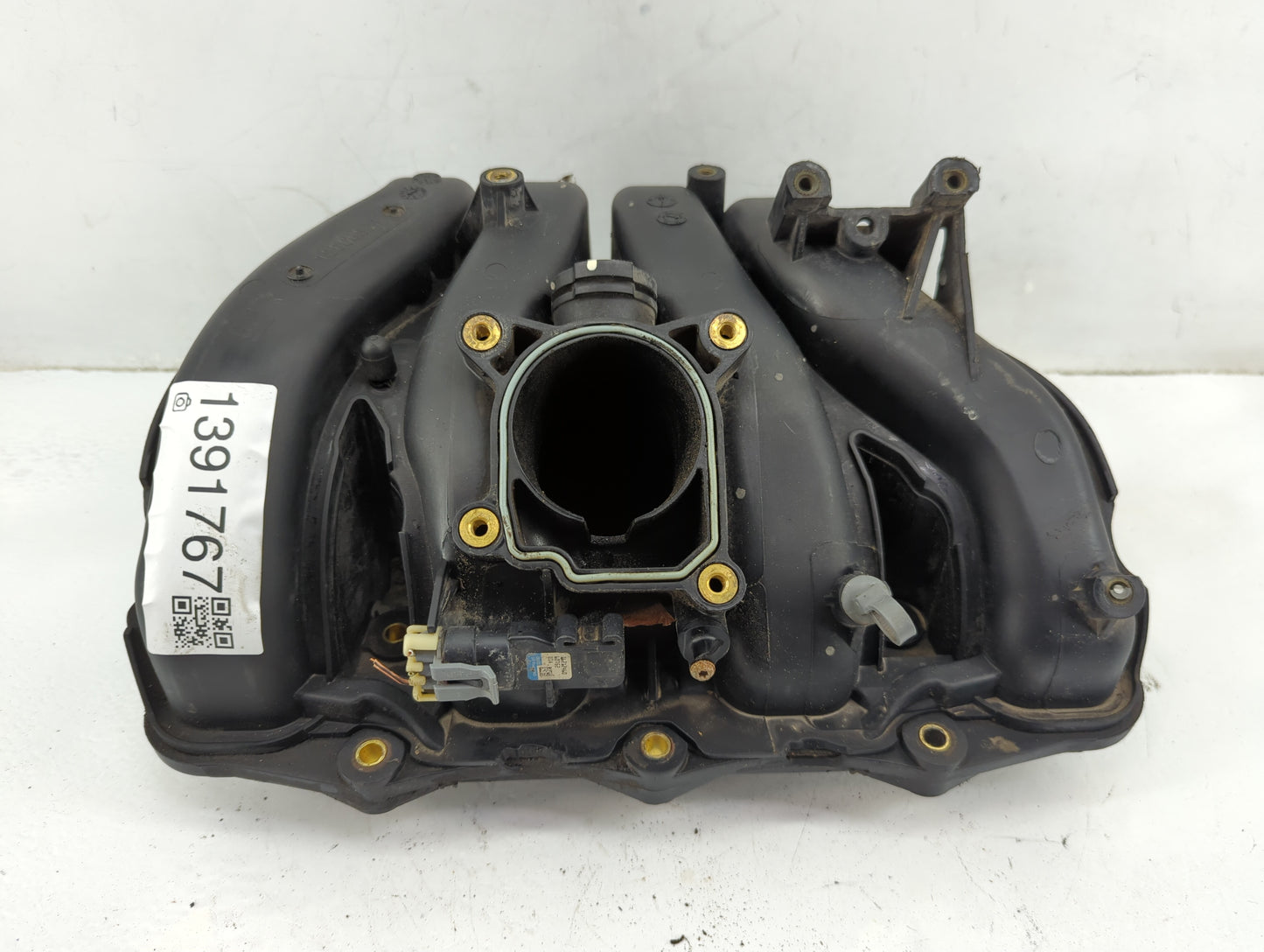 2006 Chevrolet Cobalt Air Intake Manifold P/N:12587202 Fits OEM Used Auto Parts - Oemusedautoparts1.com