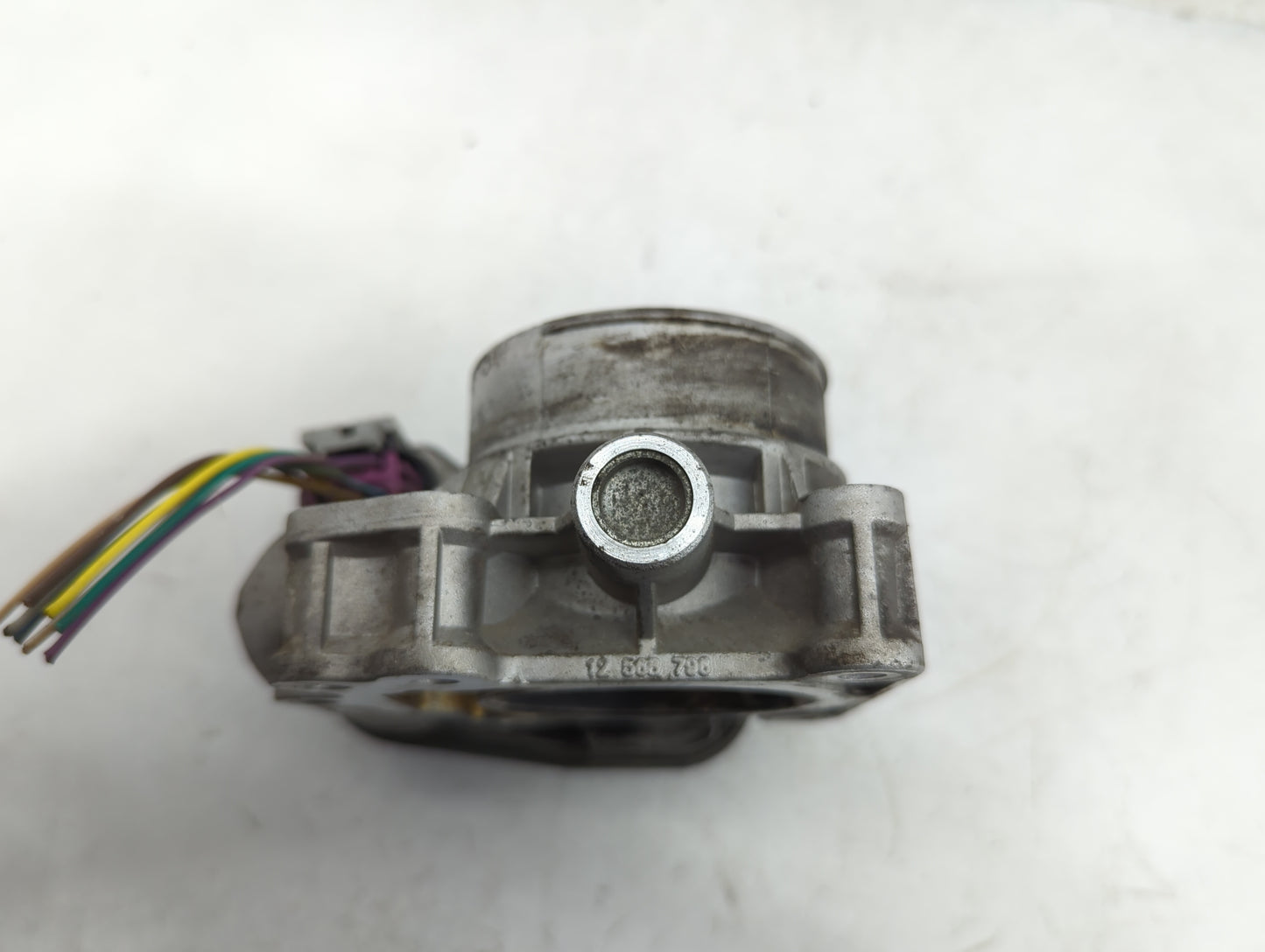 2005-2006 Chevrolet Cobalt Throttle Body Fits Fits 2002 2003 2004 2005 2006 2007 OEM Used Auto Parts - Oemusedautoparts1.com