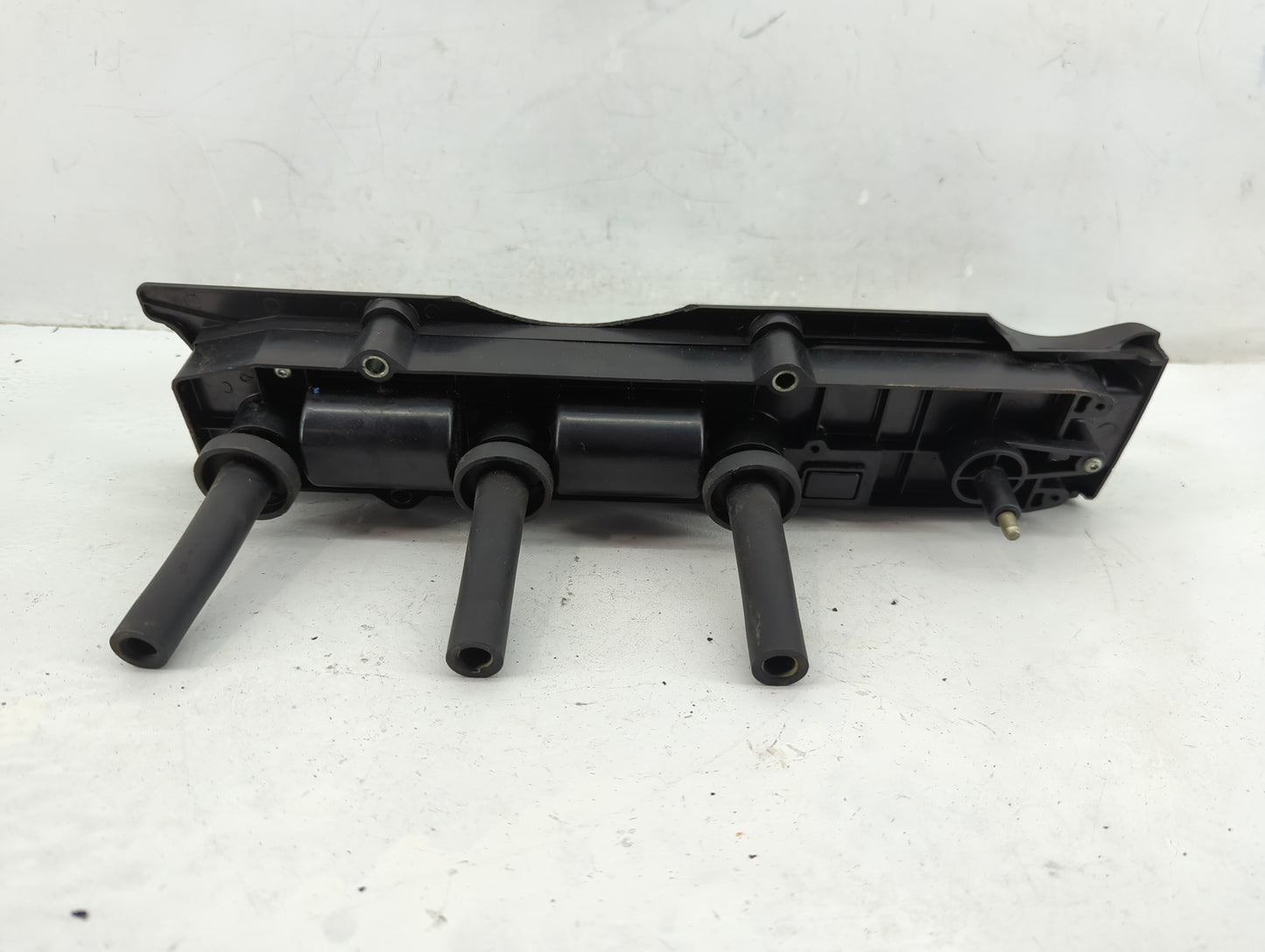 2005-2006 Chevrolet Cobalt Ignition Coil Igniter Pack - Oemusedautoparts1.com