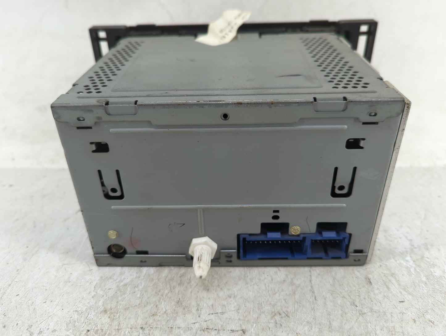 2005-2006 Chevrolet Cobalt Radio AM FM Cd Player Receiver Replacement P/N:15851728 Fits Fits 2005 2006 OEM Used Auto Parts -