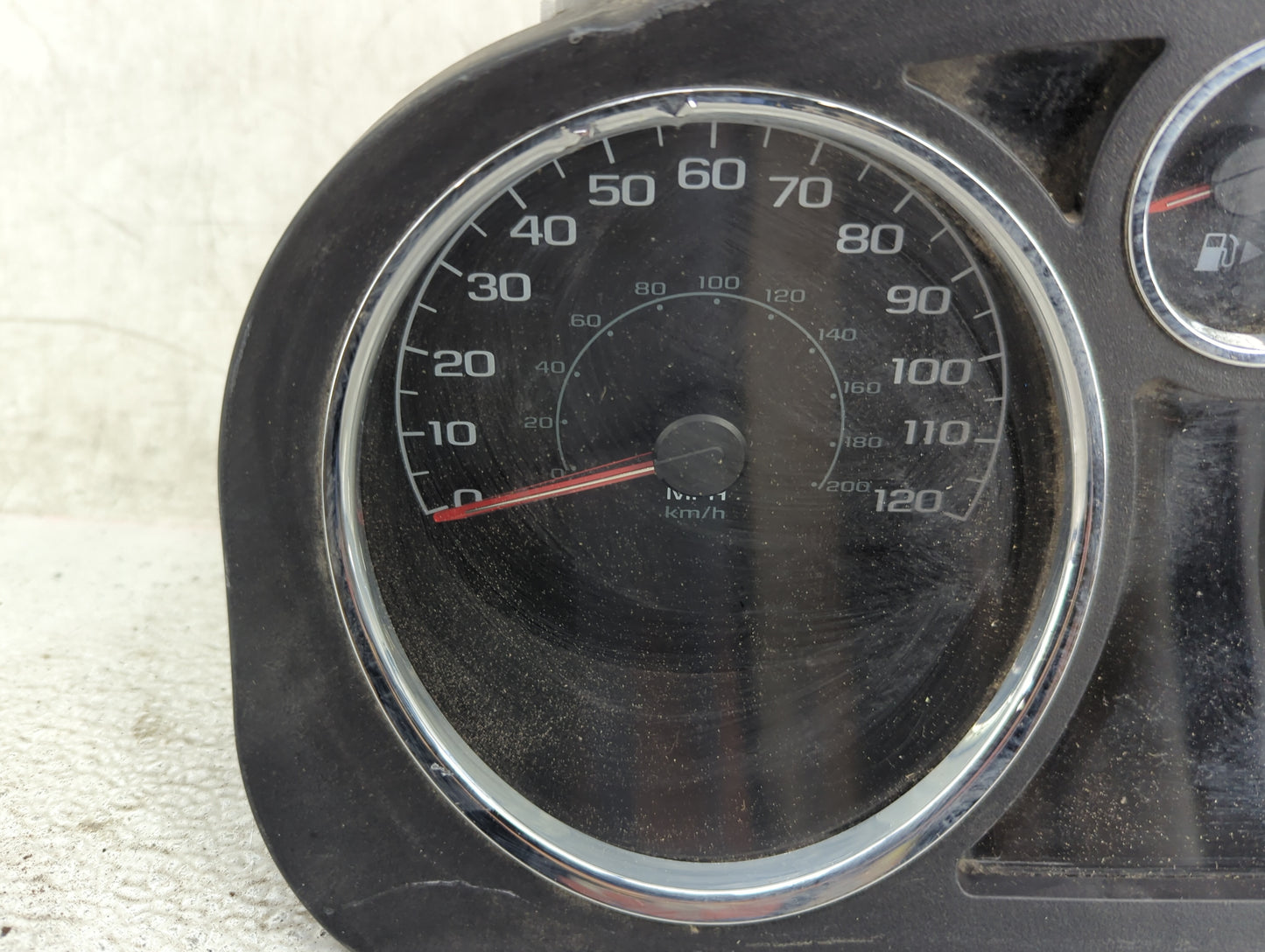 2005-2006 Chevrolet Cobalt Instrument Cluster Speedometer Gauges P/N:15805551 Fits Fits 2005 2006 OEM Used Auto Parts - Oemu
