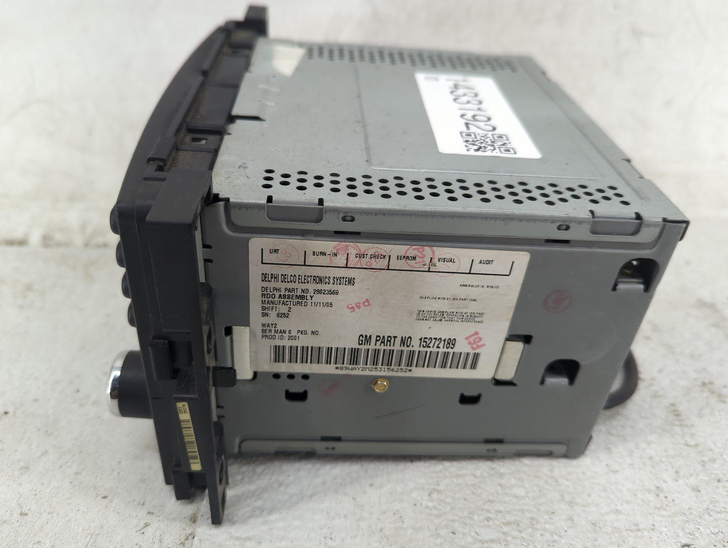 2006 Chevrolet Cobalt Radio AM FM Cd Player Receiver Replacement P/N:15272189 28023569 Fits OEM Used Auto Parts - Oemusedaut