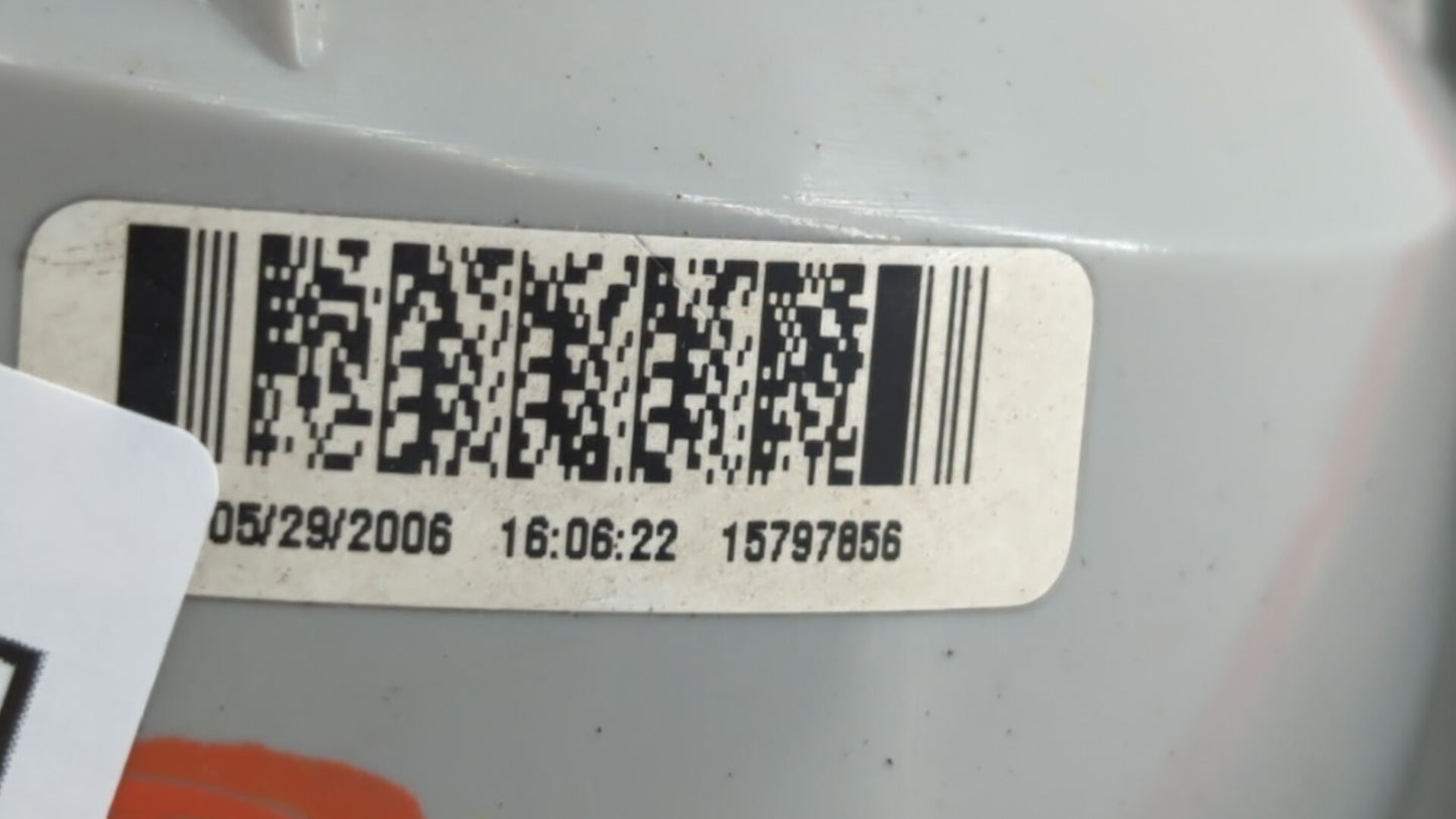 2005-2010 Chevrolet Cobalt Tail Light Assembly Passenger Right OEM P/N:15797856 16532532 A Fits Fits 2005 2006 2007 2008 200