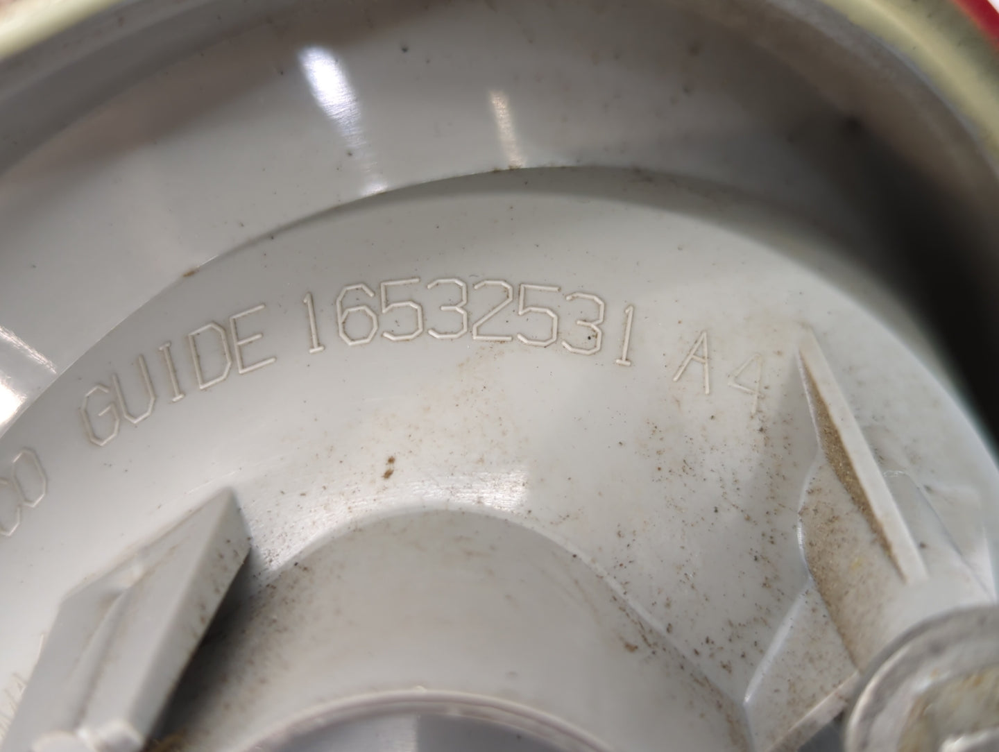 2005-2010 Chevrolet Cobalt Tail Light Assembly Passenger Right OEM P/N:15797855 16532531 Fits Fits 2005 2006 2007 2008 2009 