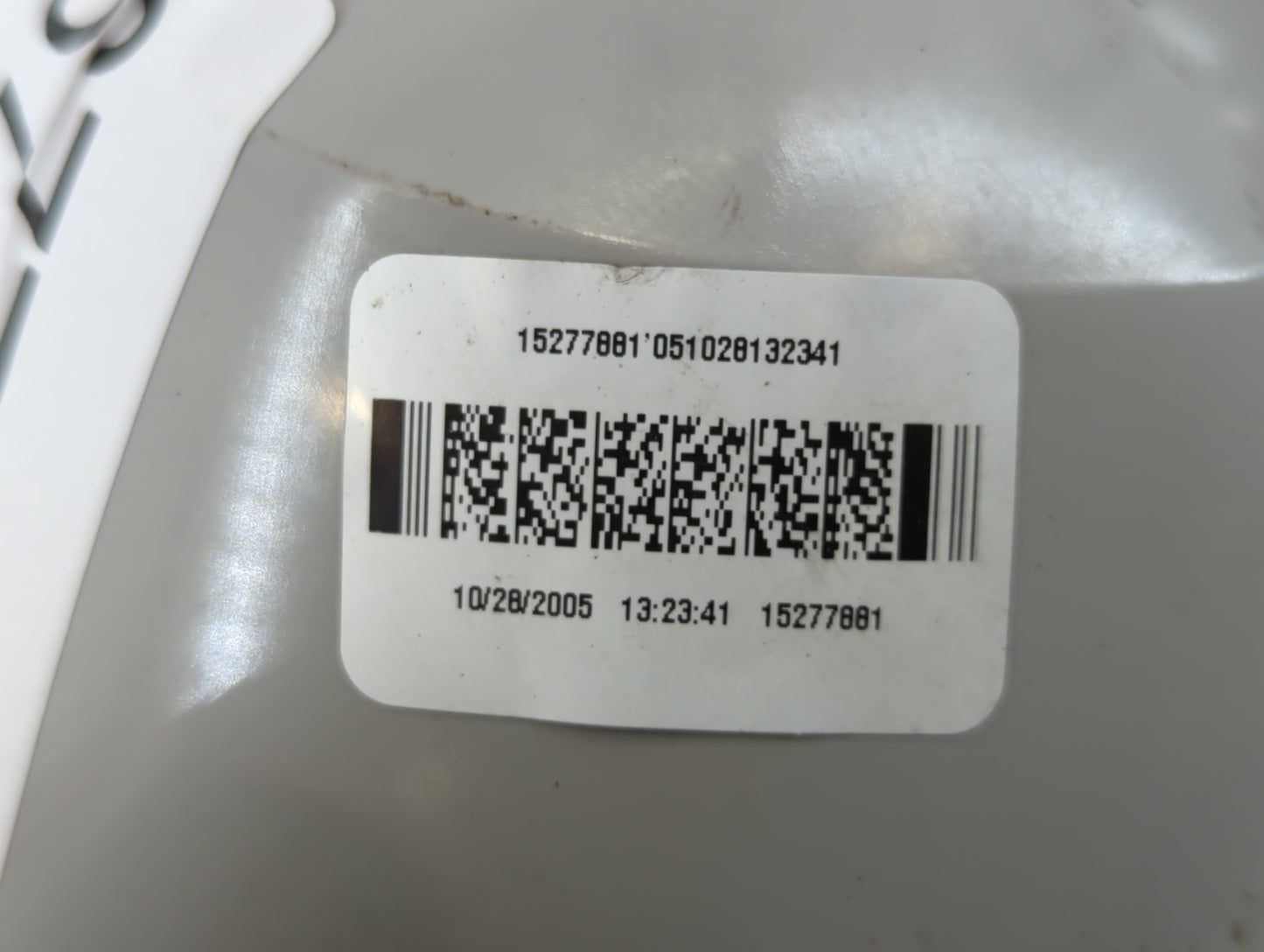 2005-2010 Chevrolet Cobalt Tail Light Assembly Passenger Right OEM P/N:15277881 Fits Fits 2005 2006 2007 2008 2009 2010 OEM 