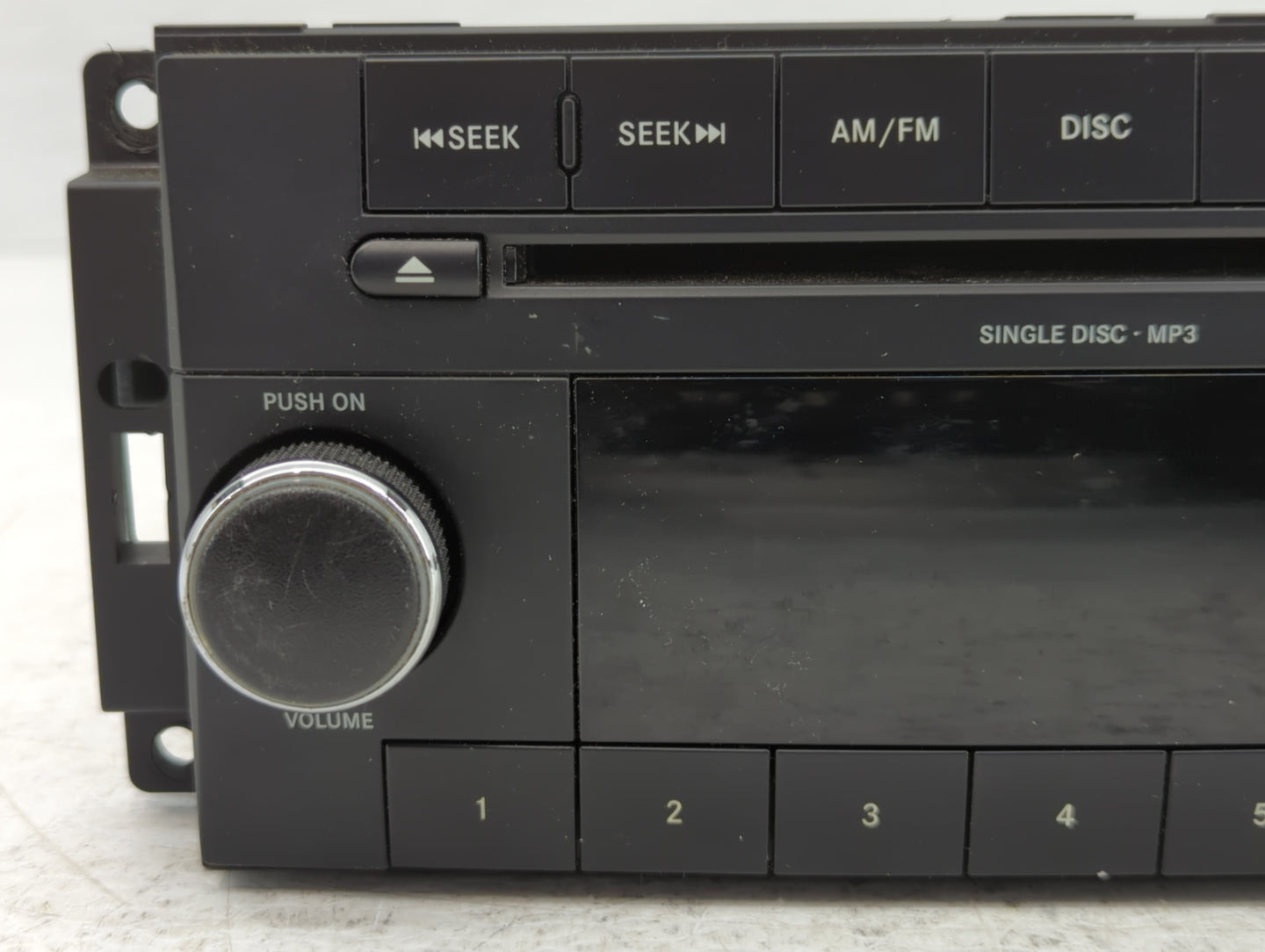 2005-2006 Chevrolet Cobalt Radio AM FM Cd Player Receiver Replacement P/N:15 AH 247 8 90147 P68021159AD Fits Fits 2005 2006 