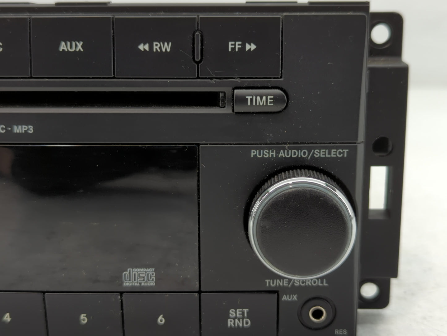 2005-2006 Chevrolet Cobalt Radio AM FM Cd Player Receiver Replacement P/N:15 AH 247 8 90147 P68021159AD Fits Fits 2005 2006 