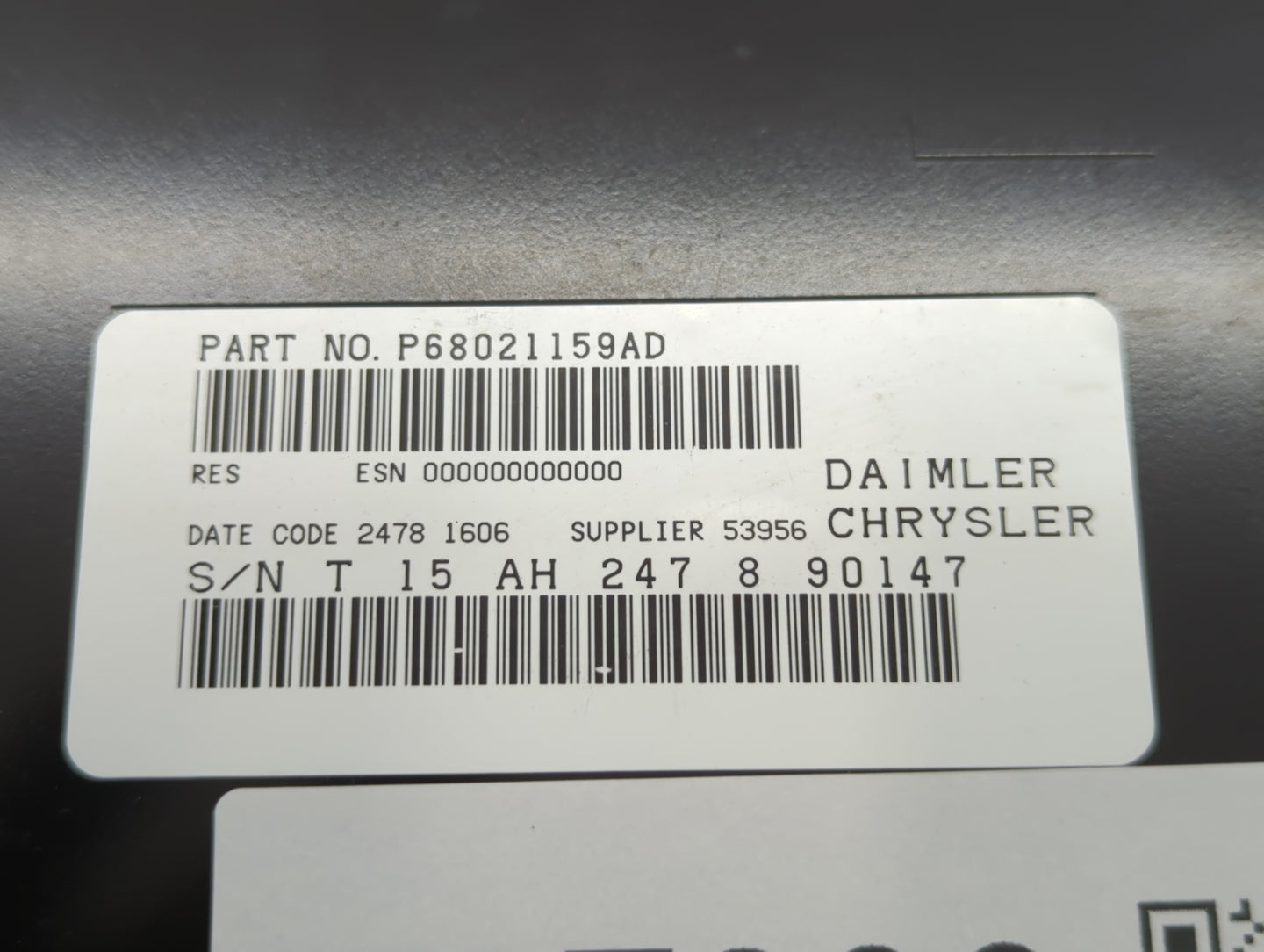 2005-2006 Chevrolet Cobalt Radio AM FM Cd Player Receiver Replacement P/N:15 AH 247 8 90147 P68021159AD Fits Fits 2005 2006 