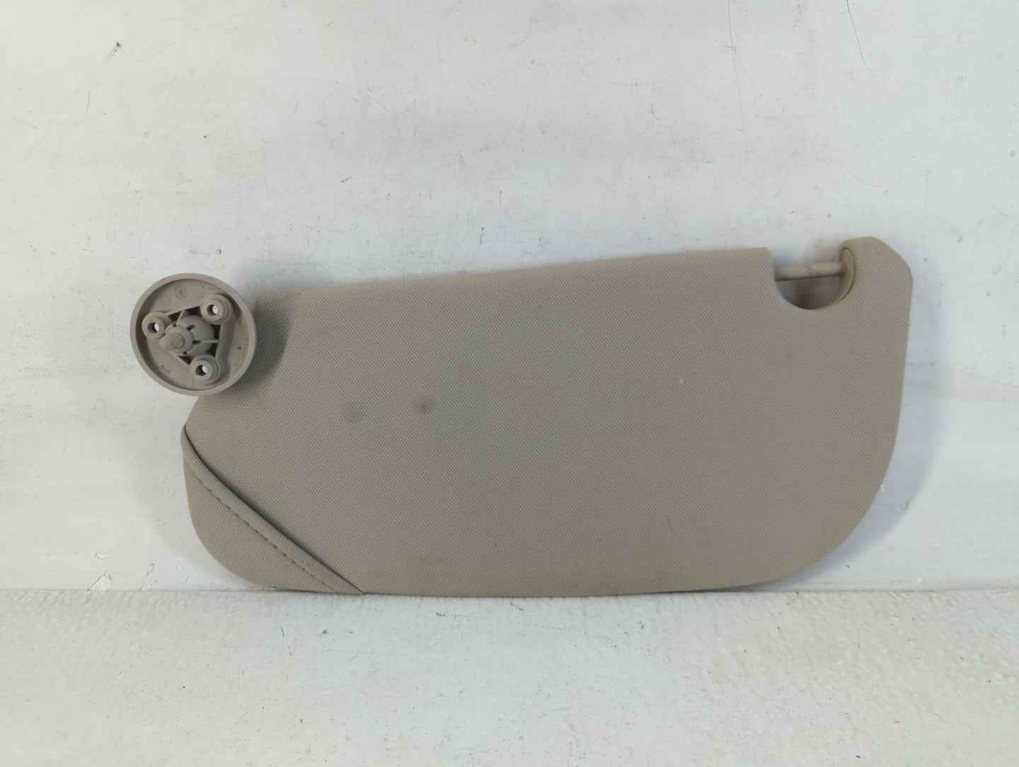 2005-2010 Chevrolet Cobalt Sun Visor Shade Replacement Driver Left Mirror Fits Fits 2005 2006 2007 2008 2009 2010 OEM Used A