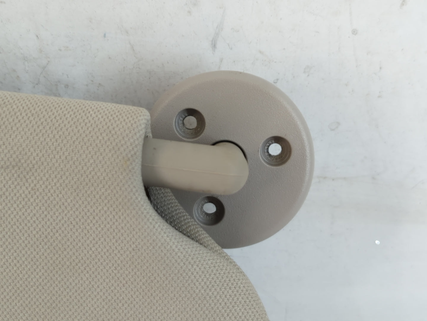 2005-2010 Chevrolet Cobalt Sun Visor Shade Replacement Driver Left Mirror Fits Fits 2005 2006 2007 2008 2009 2010 OEM Used A