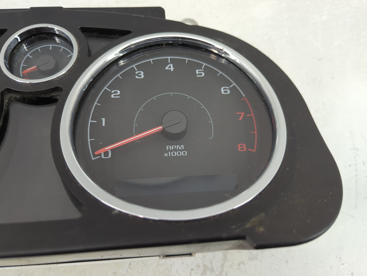 2005-2006 Chevrolet Cobalt Instrument Cluster Speedometer Gauges P/N:15805551 Miles:100K Fits Fits 2005 2006 OEM Used Auto P
