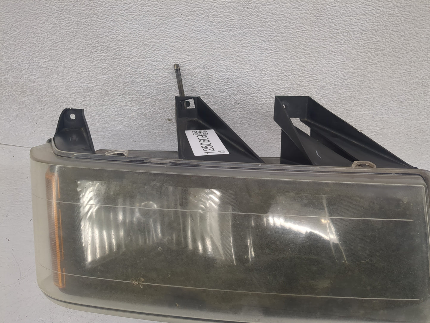 2004 Chevrolet Colorado Passenger Right Oem Head Light Headlight Lamp - Oemusedautoparts1.com