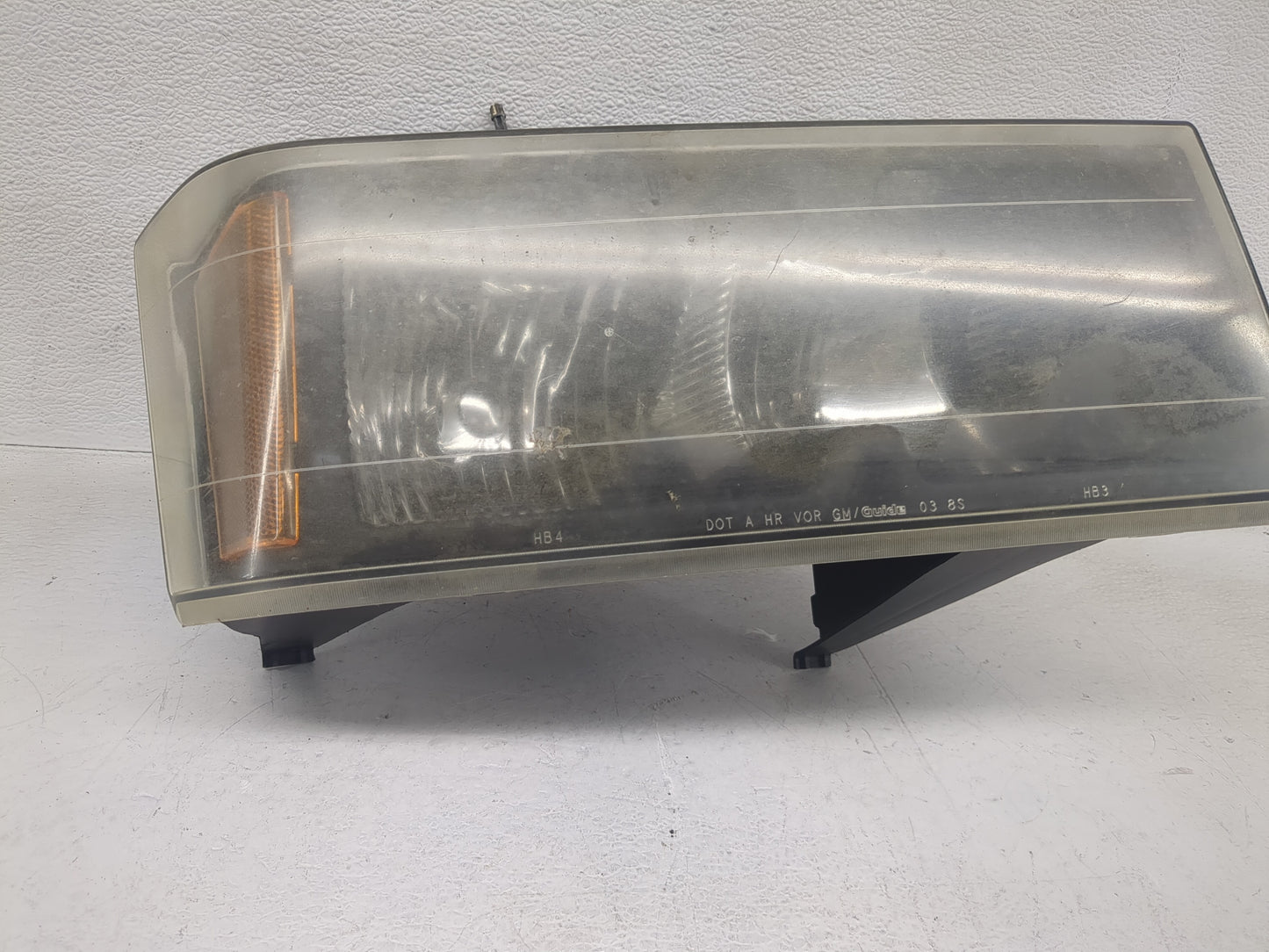 2004 Chevrolet Colorado Passenger Right Oem Head Light Headlight Lamp - Oemusedautoparts1.com
