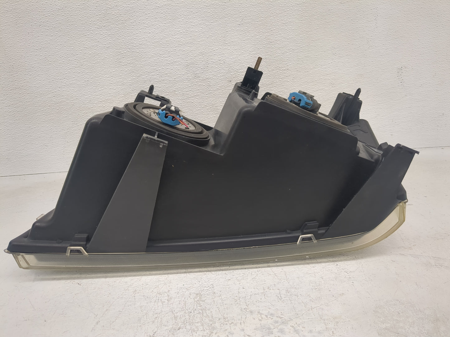 2004 Chevrolet Colorado Passenger Right Oem Head Light Headlight Lamp - Oemusedautoparts1.com