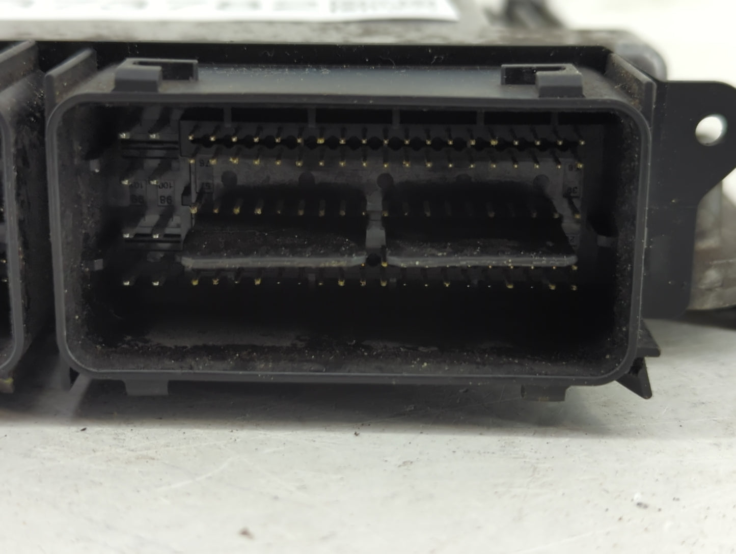 2004-2006 Chevrolet Colorado PCM Engine Control Computer ECU ECM PCU OEM P/N:FJ5A-12A650-DC Fits Fits 2004 2005 2006 OEM Use