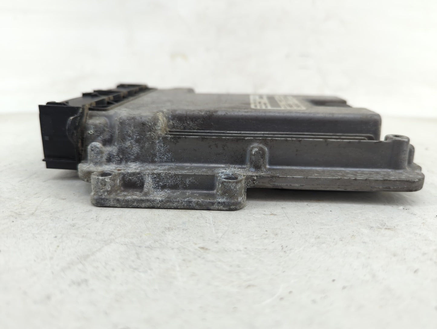 2004-2006 Chevrolet Colorado PCM Engine Control Computer ECU ECM PCU OEM P/N:FJ5A-12A650-DC Fits Fits 2004 2005 2006 OEM Use