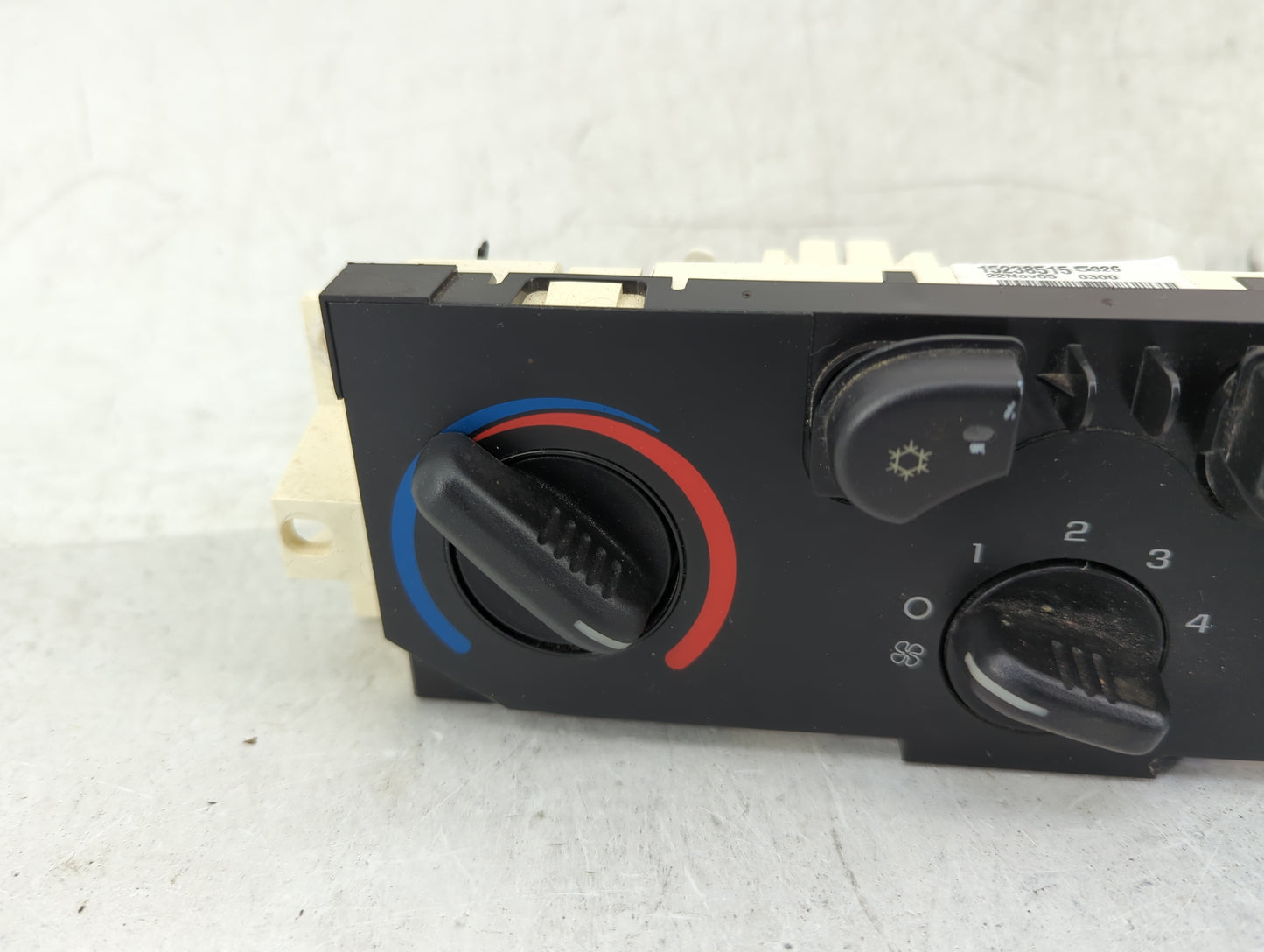 2004-2012 Chevrolet Colorado Climate Control Module Temperature AC/Heater Replacement P/N:15238515 Fits OEM Used Auto Parts 