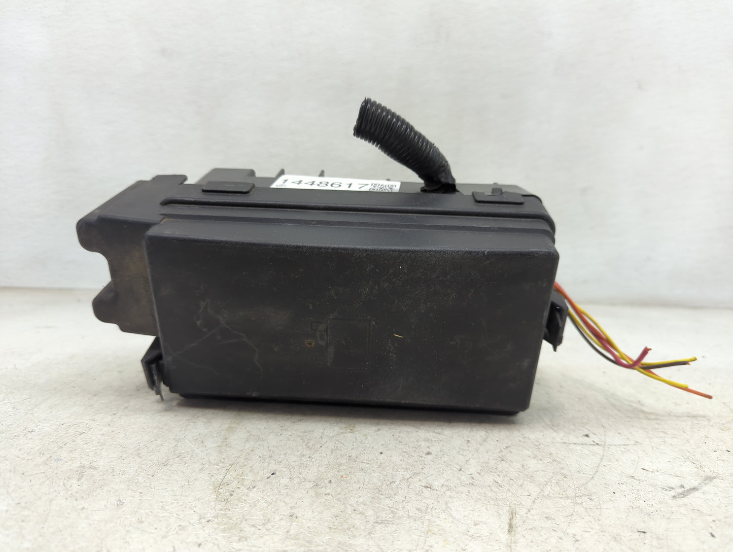 2004-2006 Chevrolet Colorado Fusebox Fuse Box Panel Relay Module P/N:15808750 Fits Fits 2004 2005 2006 OEM Used Auto Parts -