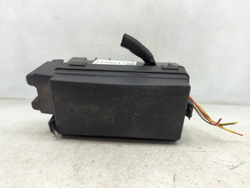 2004-2006 Chevrolet Colorado Fusebox Fuse Box Panel Relay Module P/N:15808750 Fits Fits 2004 2005 2006 OEM Used Auto Parts -