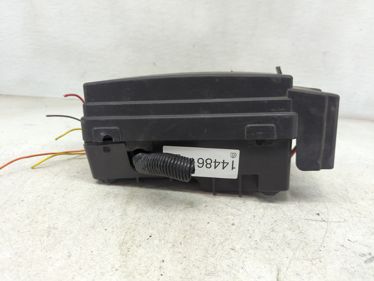 2004-2006 Chevrolet Colorado Fusebox Fuse Box Panel Relay Module P/N:15808750 Fits Fits 2004 2005 2006 OEM Used Auto Parts -