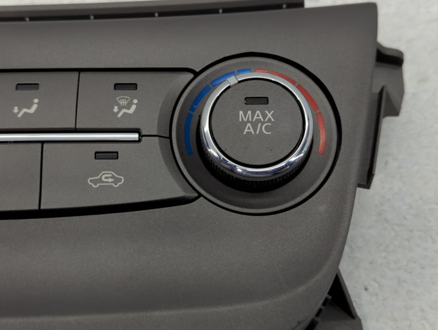 2005-2006 Chevrolet Colorado Climate Control Module Temperature AC/Heater Replacement P/N:275003SA2A Fits Fits 2005 2006 OEM