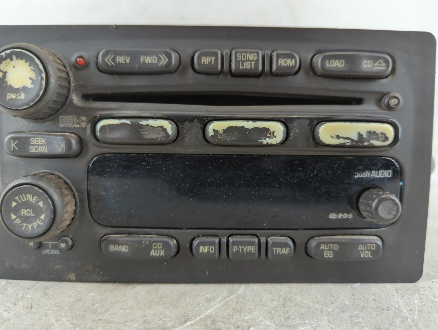 2004-2006 Chevrolet Colorado Radio AM FM Cd Player Receiver Replacement P/N:15196055 Fits Fits 2003 2004 2005 2006 OEM Used 