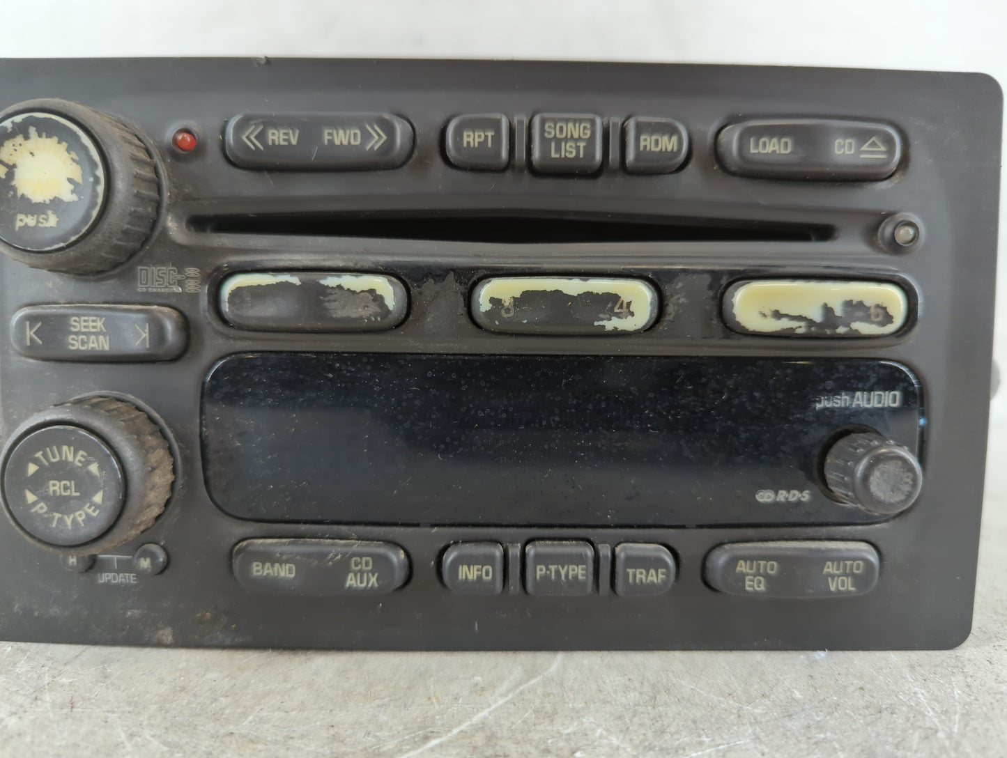 2004-2006 Chevrolet Colorado Radio AM FM Cd Player Receiver Replacement P/N:15196055 Fits Fits 2003 2004 2005 2006 OEM Used 