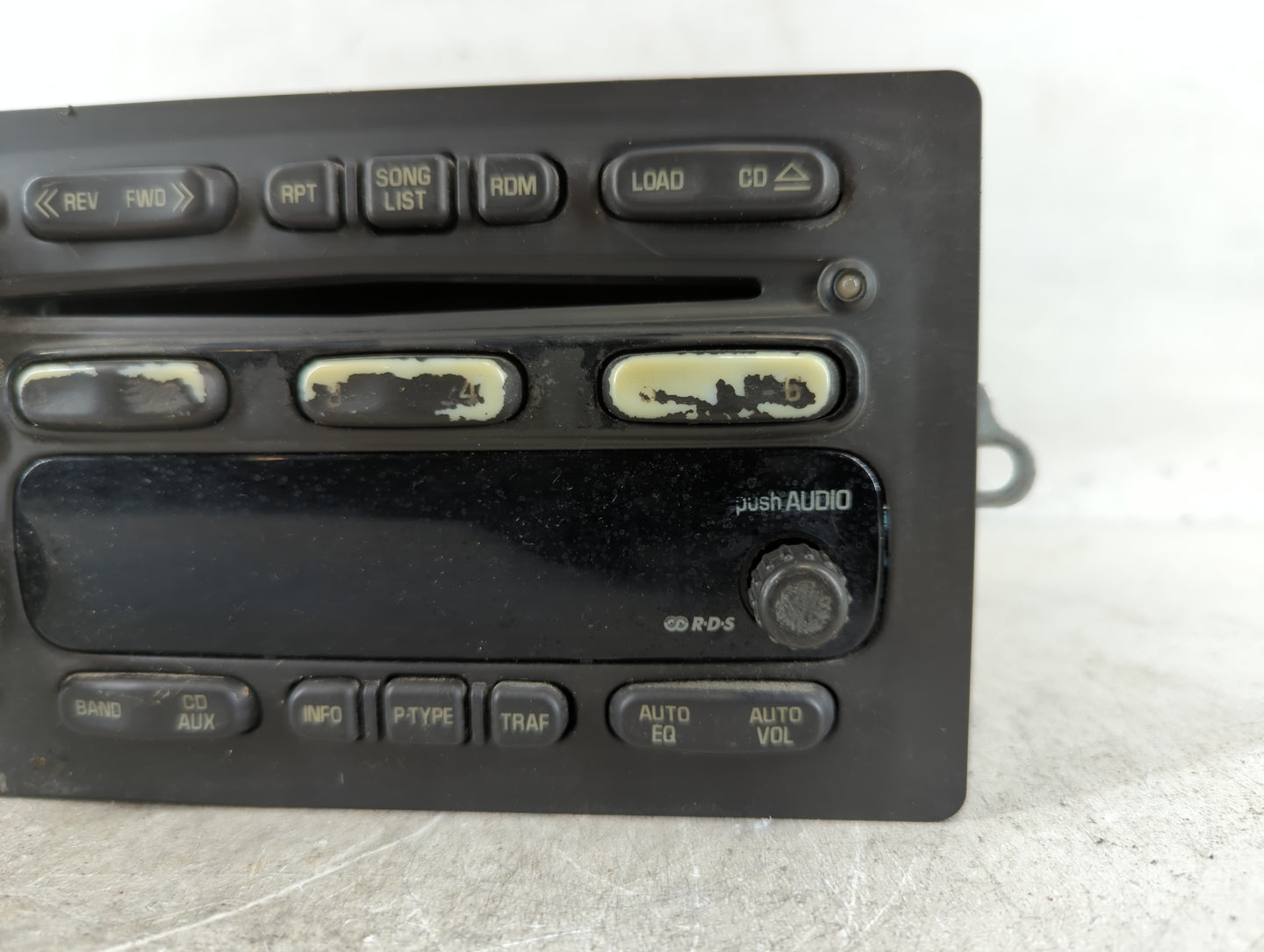 2004-2006 Chevrolet Colorado Radio AM FM Cd Player Receiver Replacement P/N:15196055 Fits Fits 2003 2004 2005 2006 OEM Used 