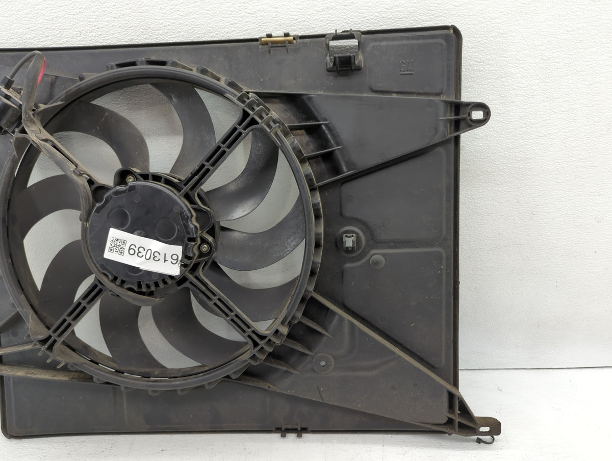 2006 Chevrolet Corsa Left Radiator Fan Motor Assembly Black - Oemusedautoparts1.com