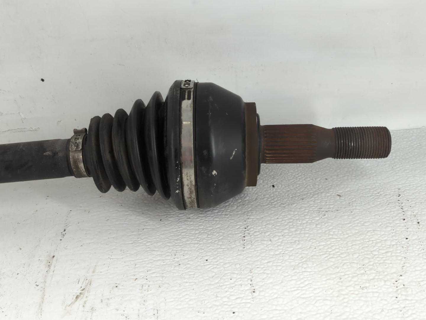 2006-2008 Chevrolet Corvette Axle Shaft Front Passenger Cv C/v - Oemusedautoparts1.com