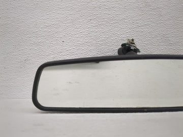 2005-2006 Chevrolet Equinox Interior Rear View Mirror Replacement OEM P/N:E8011083 Fits OEM Used Auto Parts