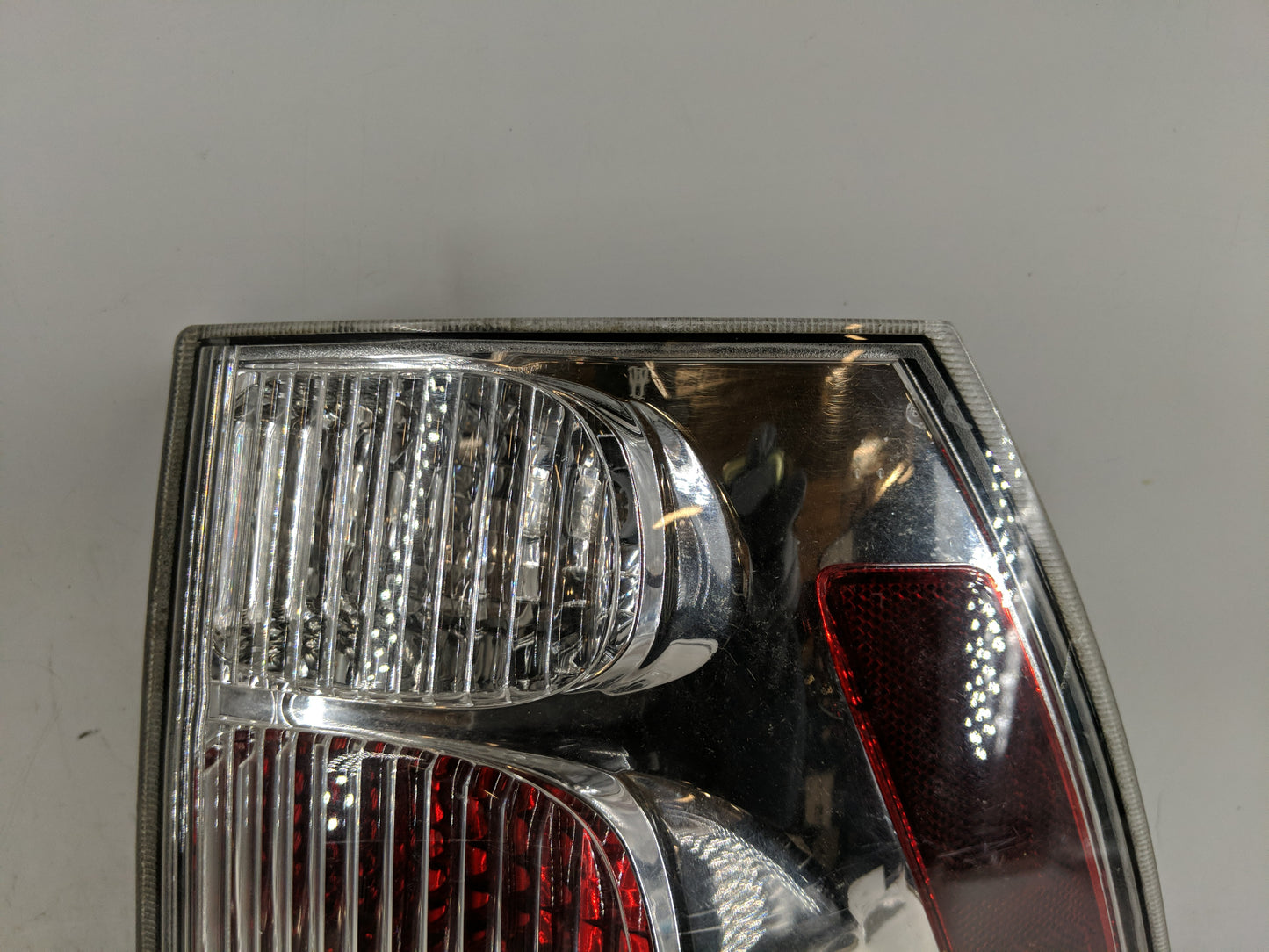 2005-2009 Chevrolet Equinox Tail Light Assembly Driver Left OEM Fits Fits 2005 2006 2007 2008 2009 OEM Used Auto Parts - Oem