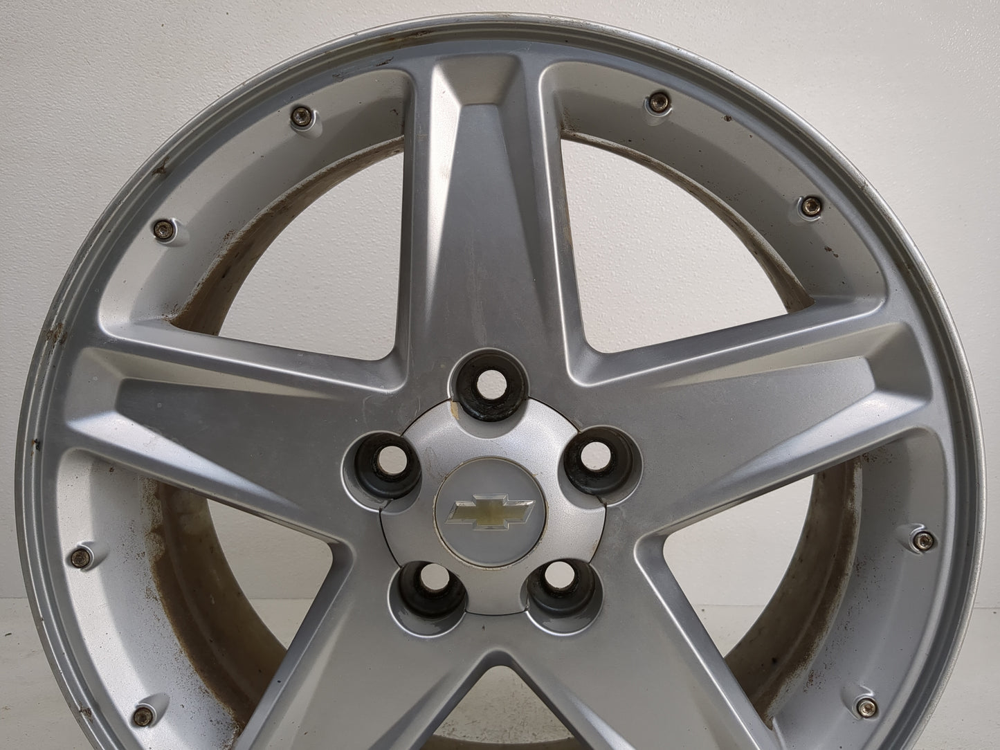 2005-2006 Chevrolet Equinox Oem Wheel Rim - Oemusedautoparts1.com