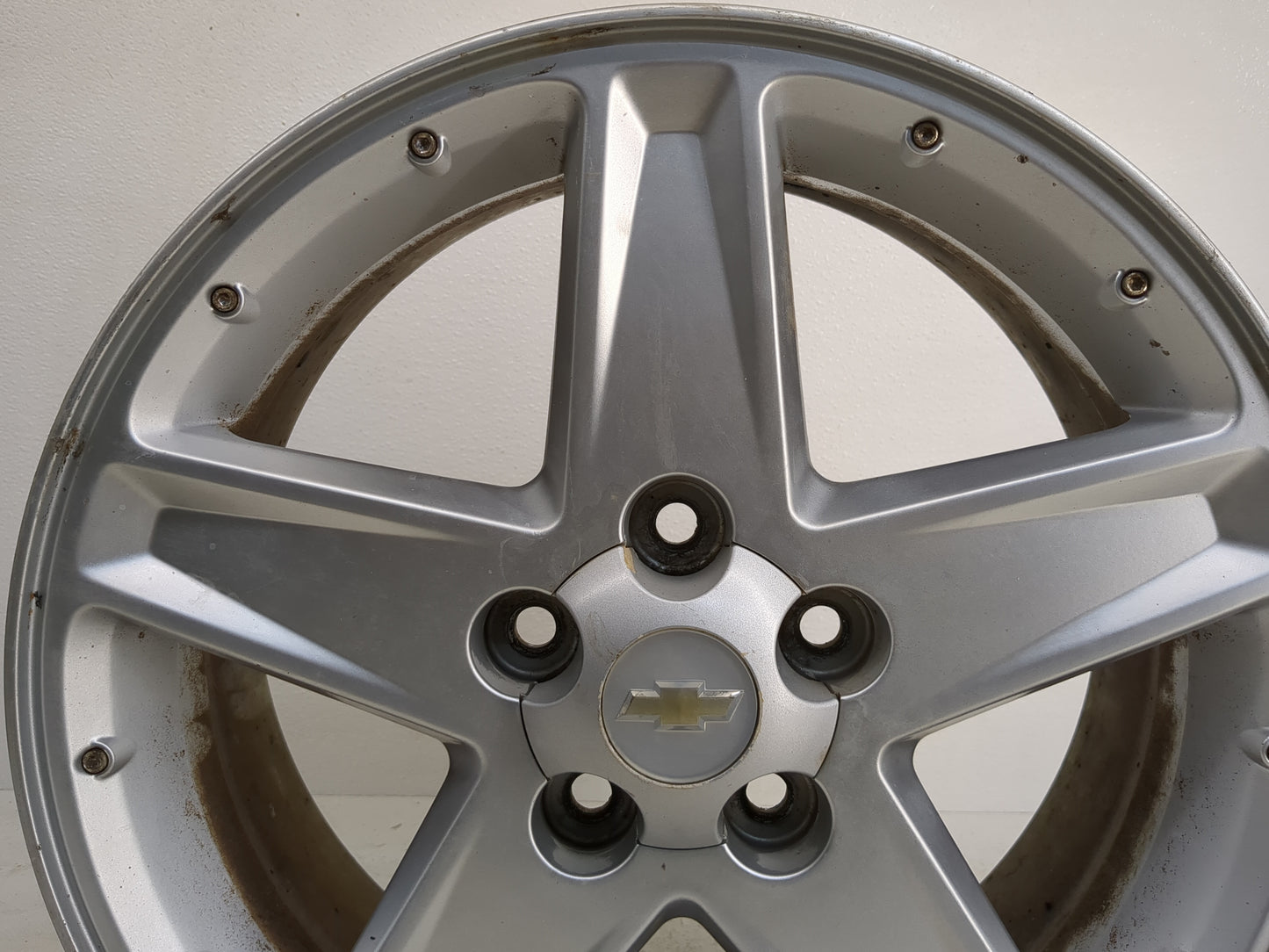 2005-2006 Chevrolet Equinox Oem Wheel Rim - Oemusedautoparts1.com