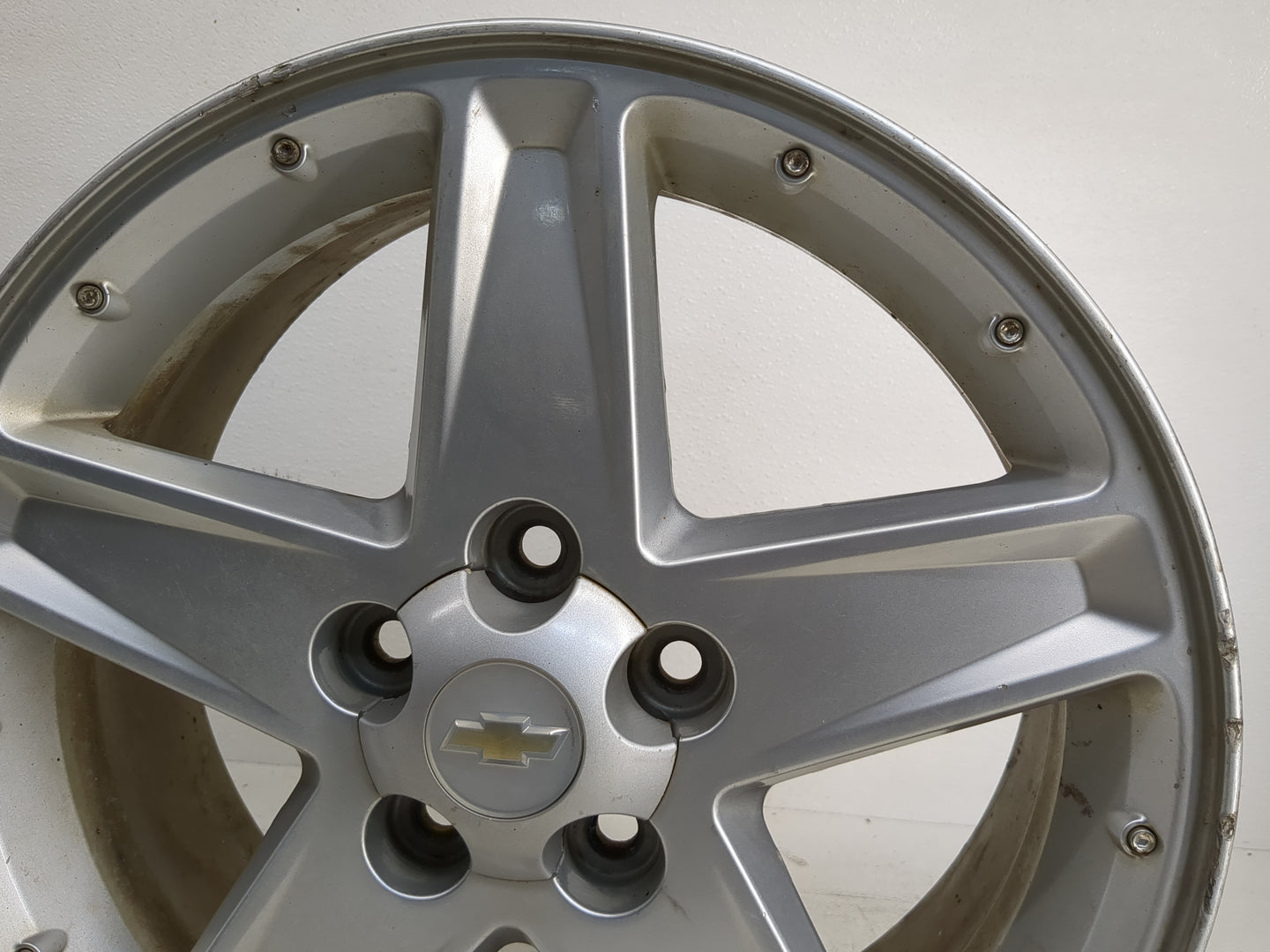 2005-2006 Chevrolet Equinox Oem Wheel Rim - Oemusedautoparts1.com
