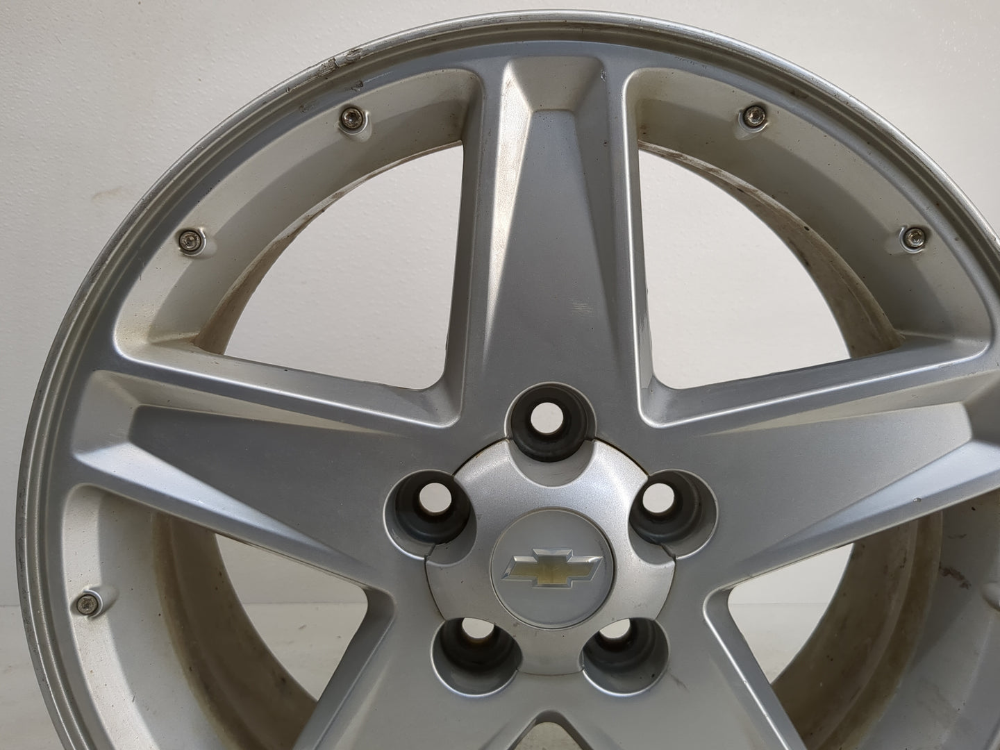 2005-2006 Chevrolet Equinox Oem Wheel Rim - Oemusedautoparts1.com