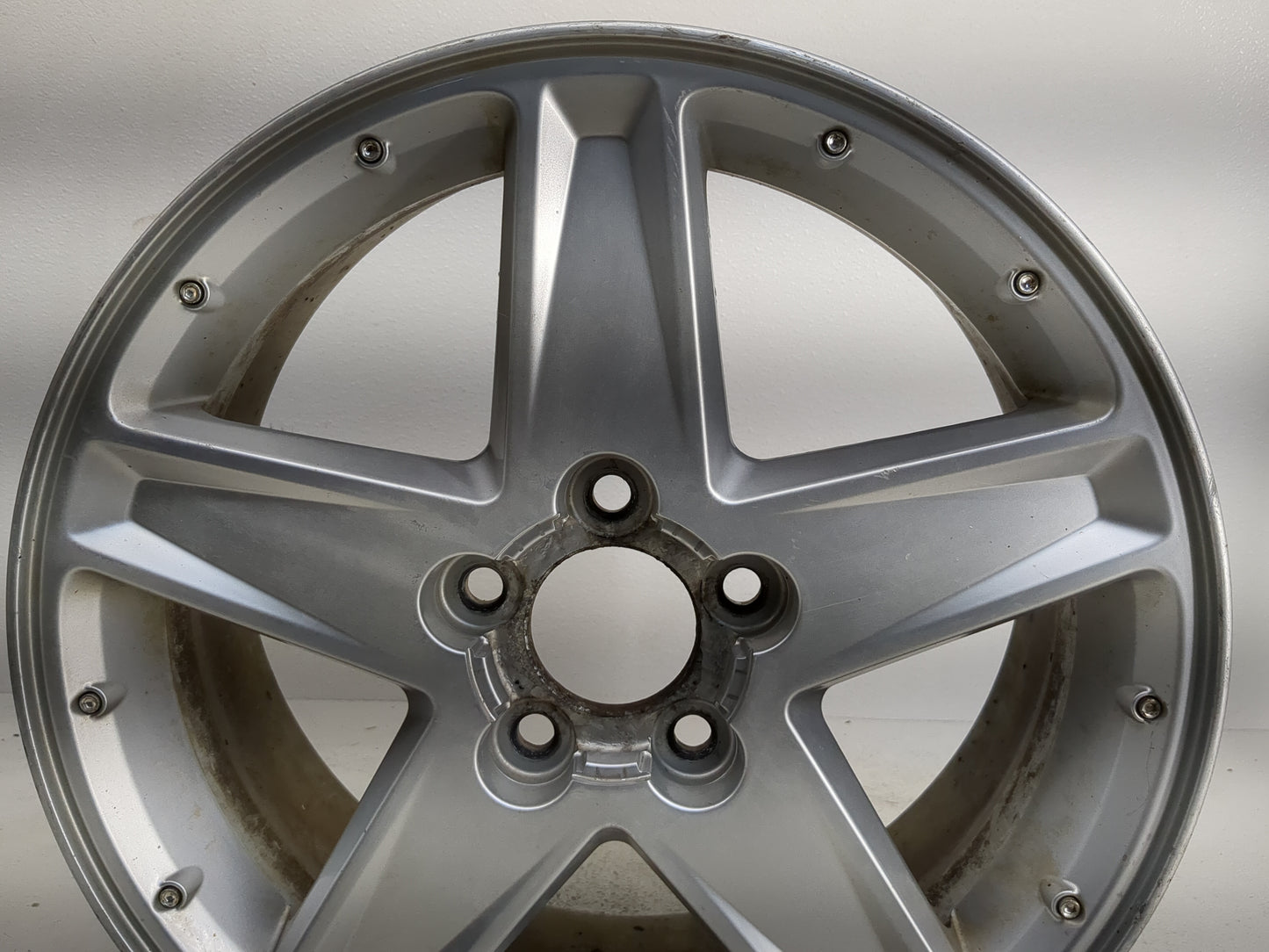 2005-2006 Chevrolet Equinox Oem Wheel Rim - Oemusedautoparts1.com