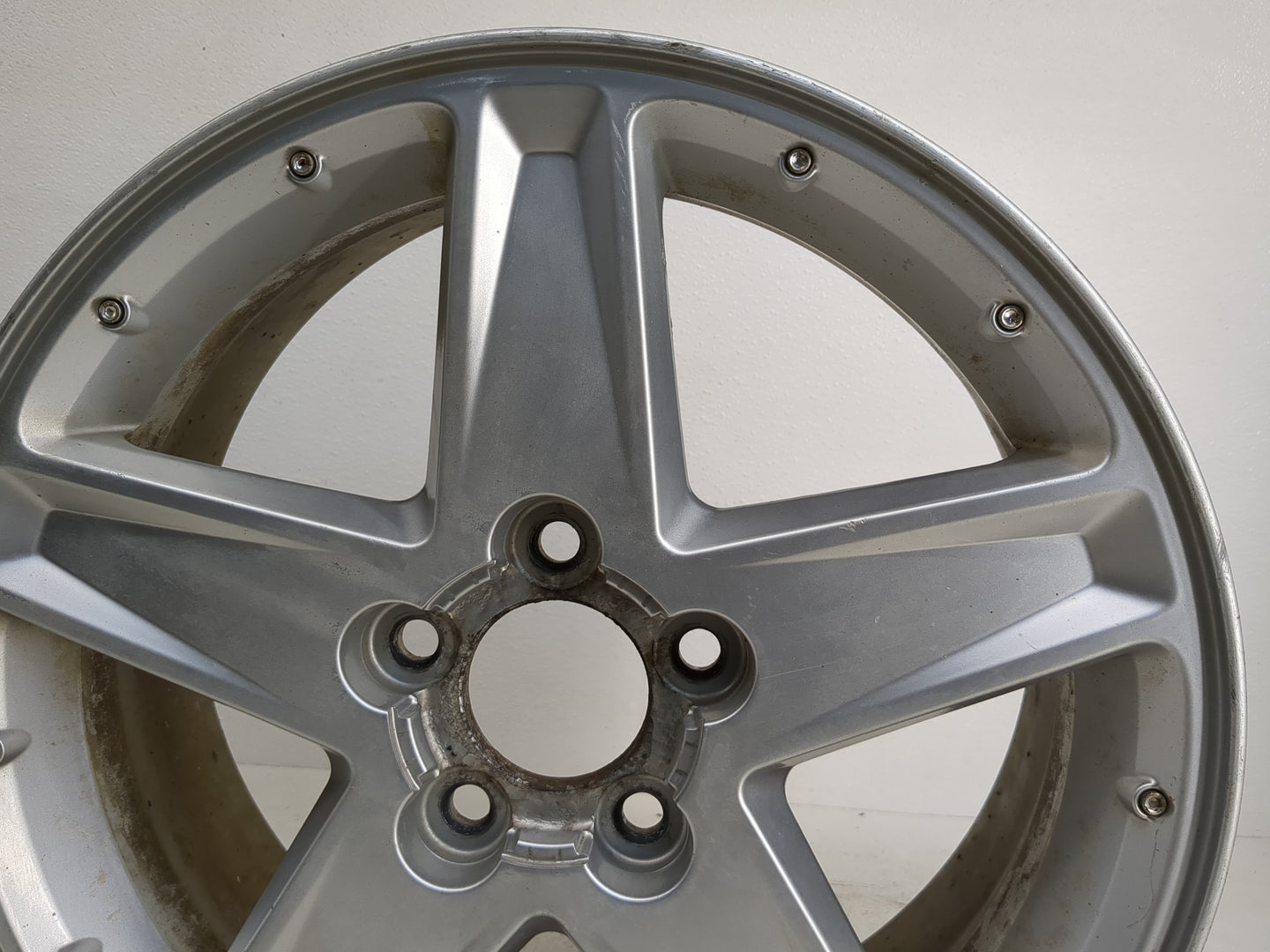 2005-2006 Chevrolet Equinox Oem Wheel Rim - Oemusedautoparts1.com