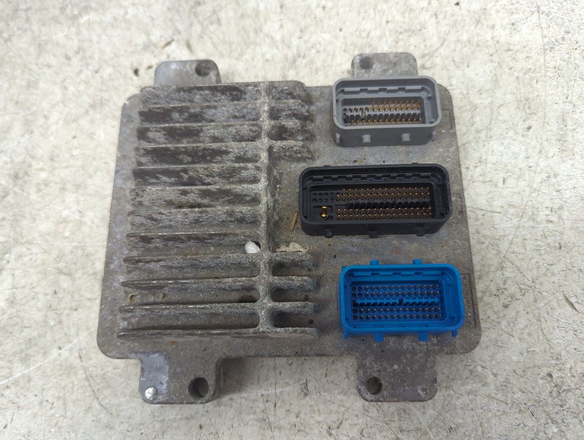 2006 Chevrolet Equinox PCM Engine Control Computer ECU ECM PCU OEM P/N:12604028 12600928 Fits 2007 OEM Used Auto Parts - Oem