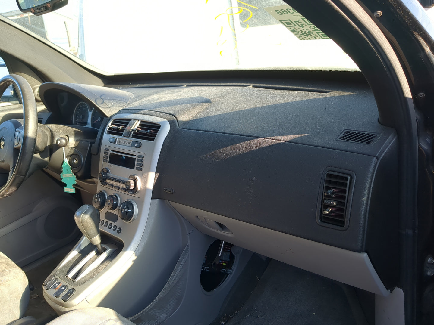 2005-2009 Chevrolet Equinox Air Bag Passenger Right Dashboard OEM Fits Fits 2005 2006 2007 2008 2009 OEM Used Auto Parts - O