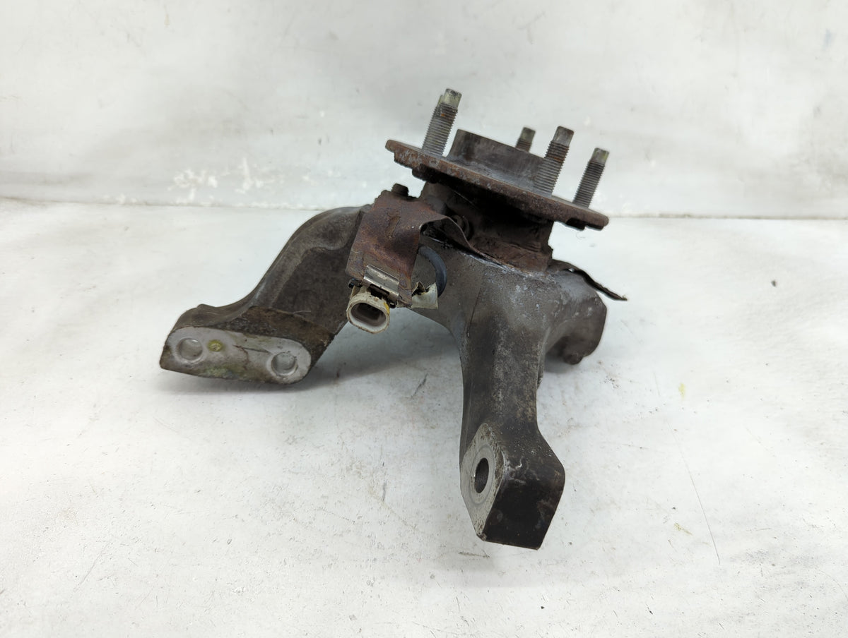 2005-2006 Chevrolet Equinox Passenger Front Spindle Knuckle Oem - Oemusedautoparts1.com