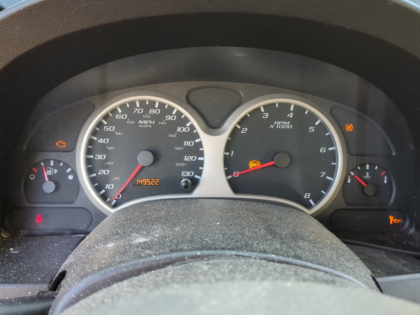 2005-2006 Chevrolet Equinox Instrument Cluster Speedometer Gauges Fits Fits 2005 2006 OEM Used Auto Parts - Oemusedautoparts
