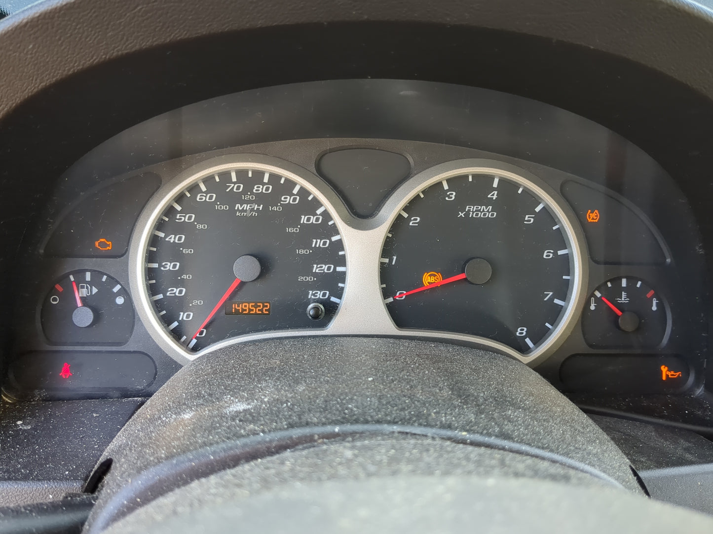 2005-2006 Chevrolet Equinox Instrument Cluster Speedometer Gauges Fits Fits 2005 2006 OEM Used Auto Parts - Oemusedautoparts