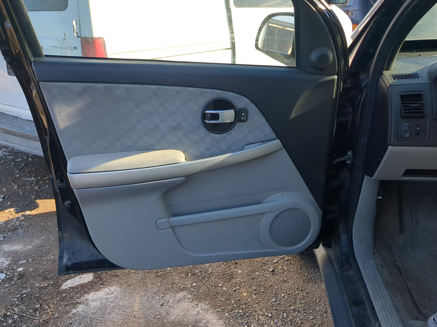 2006 Chevrolet Equinox Front Left Driver Interior Door Panel Trim - Oemusedautoparts1.com
