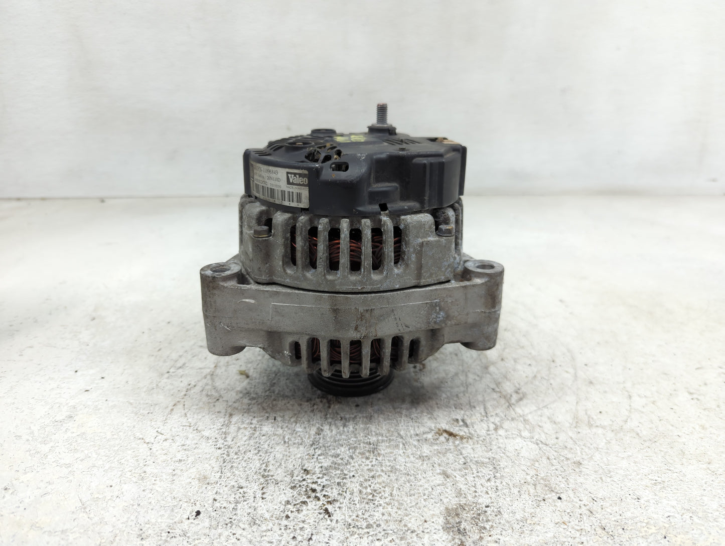 2005-2006 Chevrolet Equinox Alternator Replacement Generator Charging Assembly Engine OEM P/N:10396843 Fits Fits 2005 2006 O