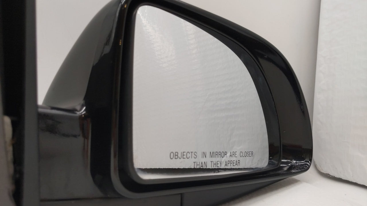 2005-2009 Chevrolet Equinox Passenger Side View Mirror - Right Door Mirror OEM Used - Oemusedautoparts1.com