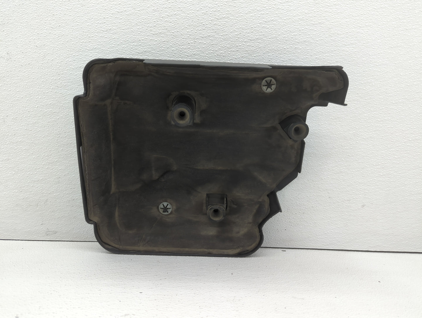 2006 Chevrolet Equinox Engine Cover - Oemusedautoparts1.com