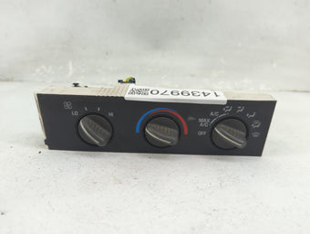 compare product 2001-2007 Chevrolet Express 2500 Climate Control Module Temperature AC/Heater Replacement P/N:25753629 Fits OEM Used Auto Parts